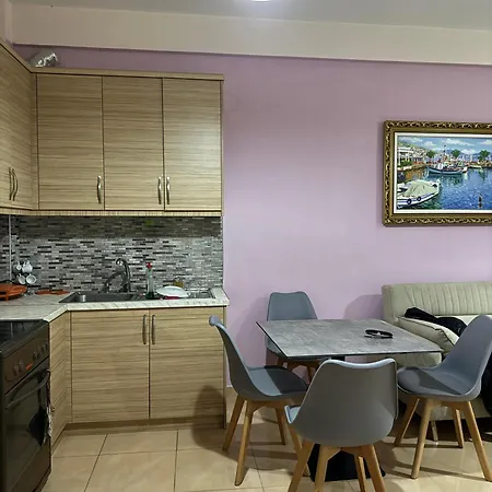 Jon Apartment *